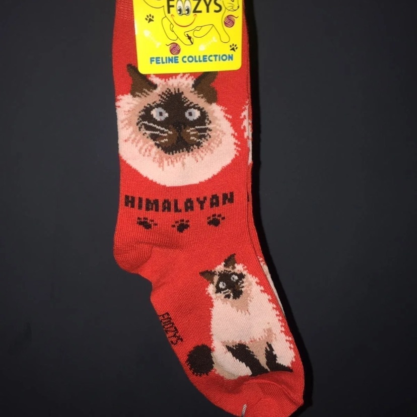 Foozy’s 4-10 Himalayan Cat Paw Print Crew Socks Orangeish/ Red